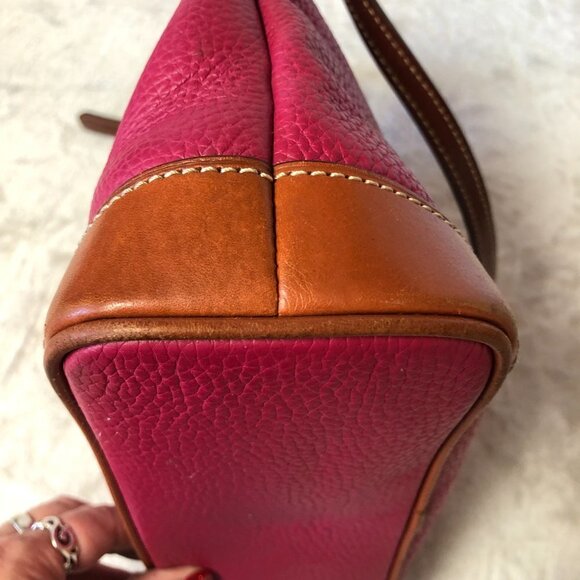 Dooney & Burke Pebble Grain Magenta & Brown Crossbody Shoulder Bag Purse - Picture 13 of 16